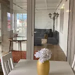 Magnífico Piso Con Gran Terraza En Centro De Apartamento *