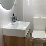 Magnífico Piso Con Gran Terraza En Centro De * Vigo