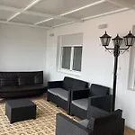 Magnífico Piso Con Gran Terraza En Centro De * Vigo