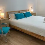 Magnífico Piso Con Gran Terraza En Centro De * Vigo