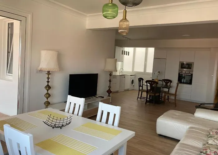 Magnifico Piso Con Gran Terraza En Centro De Daire *